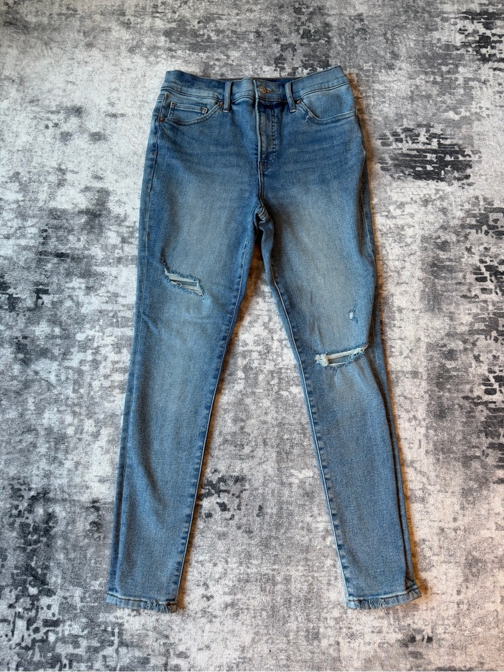 Express Women's Skinny Jeans in Blue with Distressed Knees